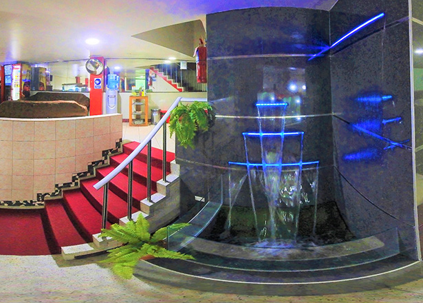 Hotel Reyna